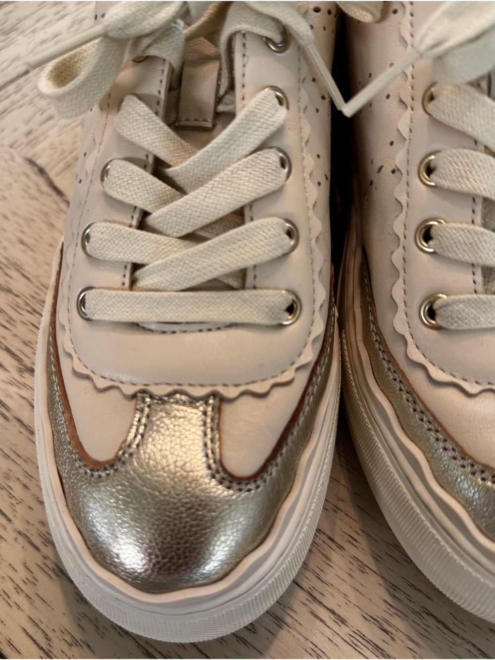 Vince Camuto Jenlie Platform Sneakers Leather White Metallic Silver Women’s 8.5 - Picture 8 of 14